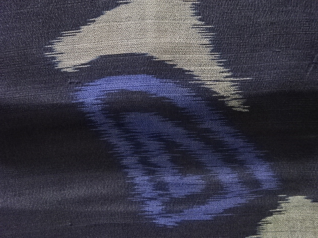 JAPANESE KIMONO / ANTIQUE SUMMER KIMONO / SILK / OSHIMA TSUMUGI / WOVEN ABSTRACT PATTERN